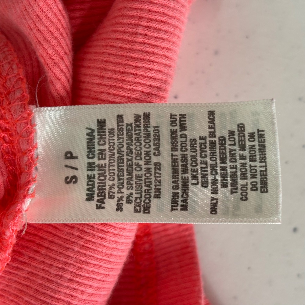 Aeropostale Womens Neon Pink AERO NY 87 Graphic Henley Top Slim Fit Small Y2K - Picture 6 of 6